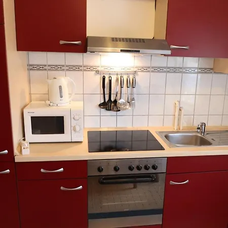Apartment Karl-risch-strasse - 64-01